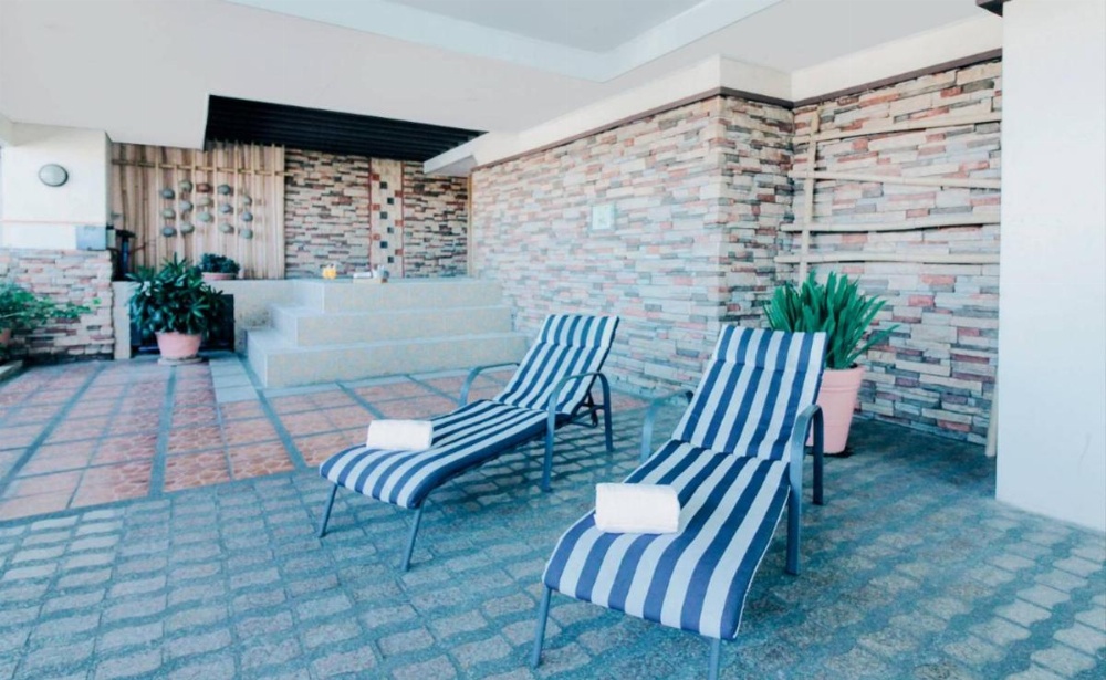 Greenhills Elan Hotel