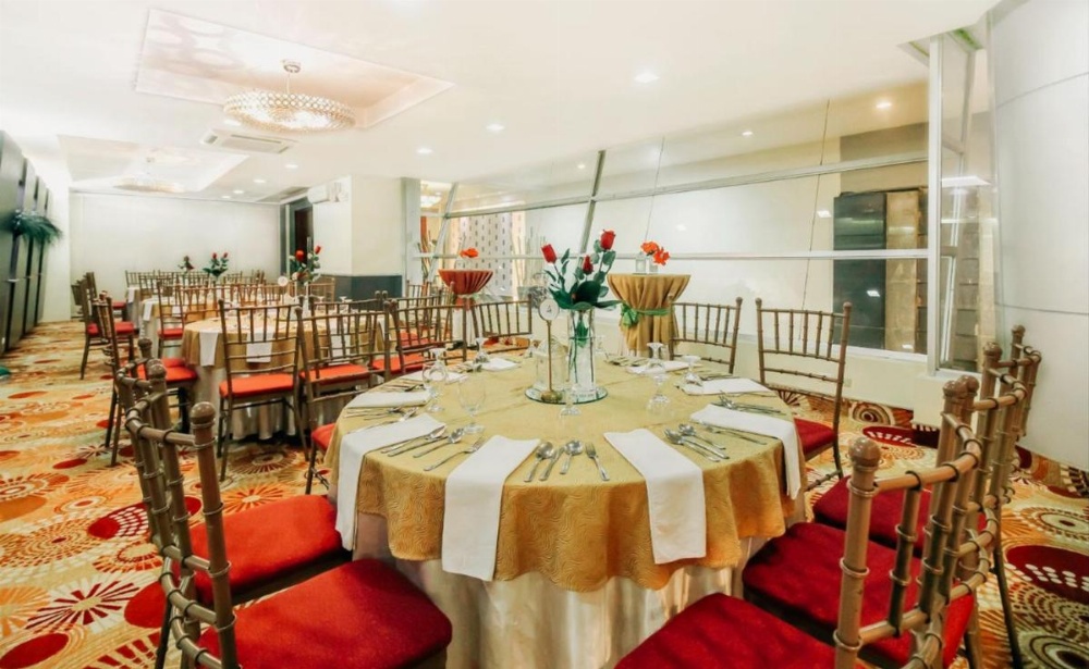 Greenhills Elan Hotel